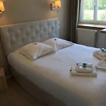 Logis Les Sables D'or - Institut De Beaute Hotel