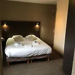 Hotel Logis Les Sables D'or - Institut De Beaute