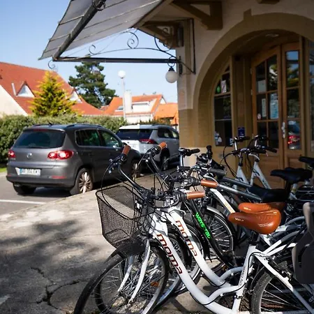 Logis Les Sables D'or - Institut De Beaute 2* סטלה-פלאז'