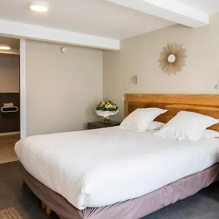 מלון Logis Les Sables D'or - Institut De Beaute 2*