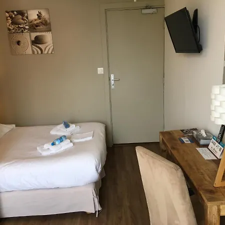 Logis Les Sables D'or - Institut De Beaute Hotel Stella-Plage