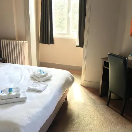 Logis Les Sables D'or - Institut De Beaute מלון 2*