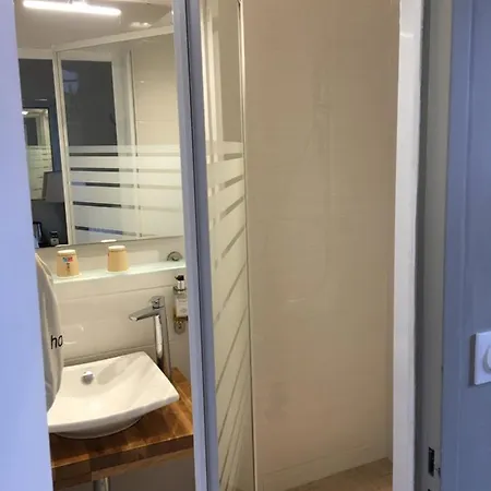 Logis Les Sables D'or - Institut De Beaute Hotel 2*