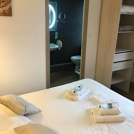 Logis Les Sables D'or - Institut De Beaute סטלה-פלאז'