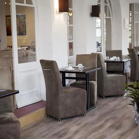 Logis Les Sables D'or - Institut De Beaute 2* סטלה-פלאז'